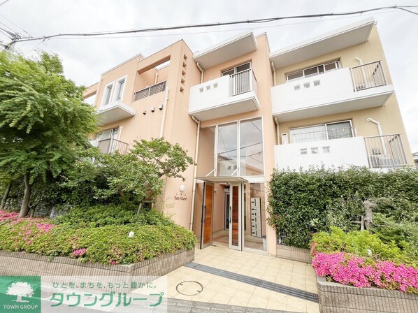 バティール喜多見の物件外観写真